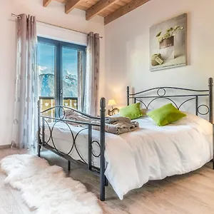 Chalet Les Edelweiss Mont-blanc - Classe 3 Etoiles, Passy (Haute-Savoie)